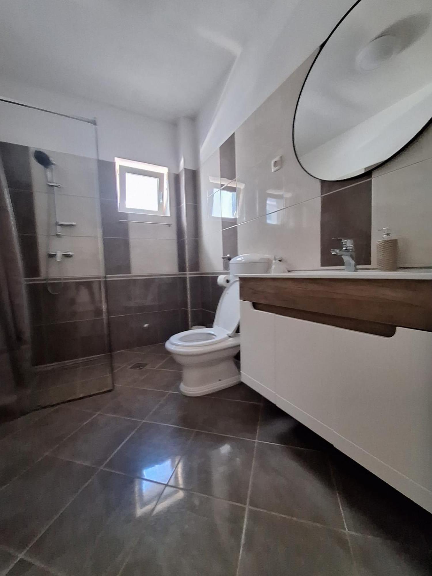 Lucy - Free Private Parking Appartement Zadar