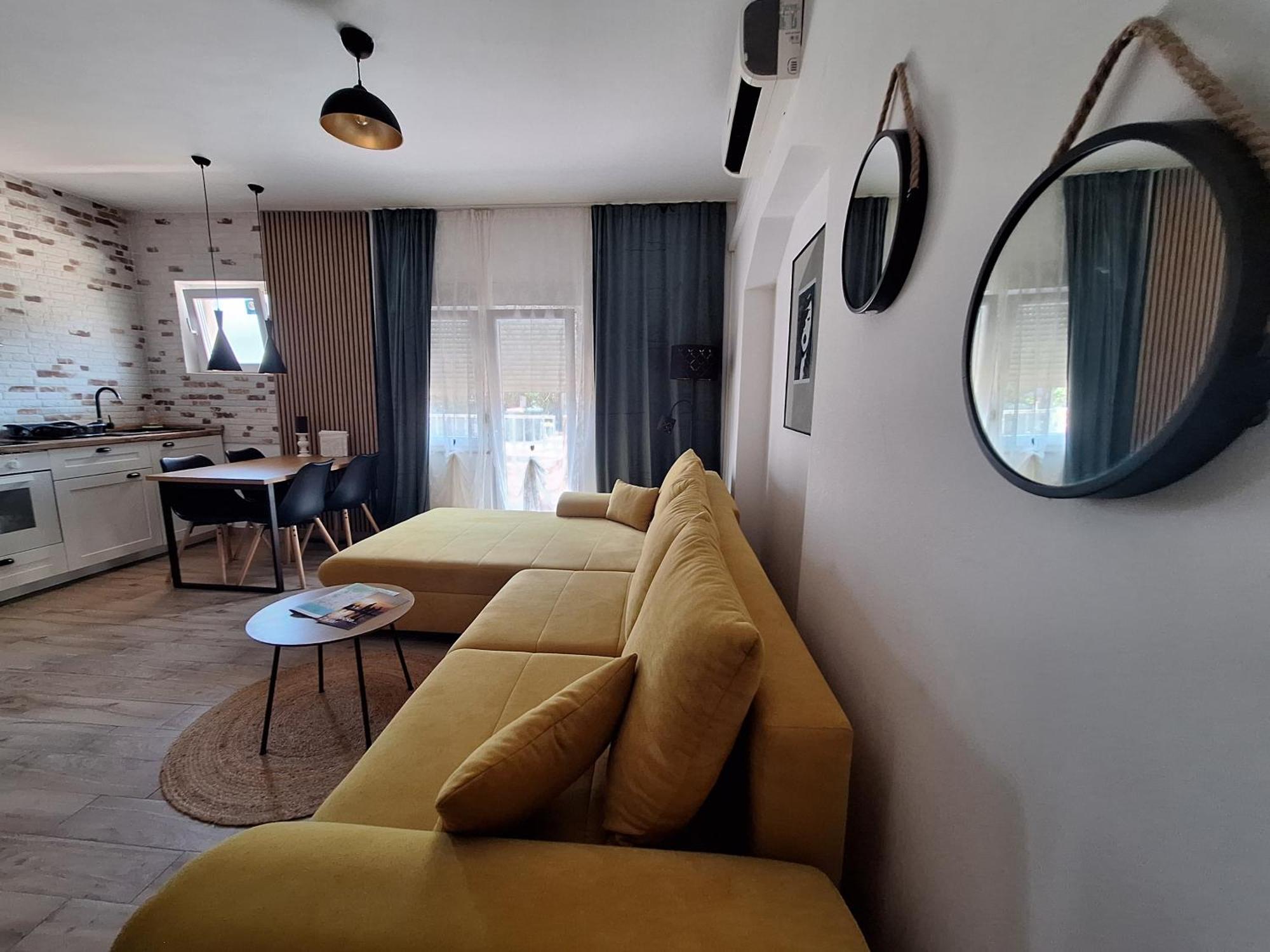 Apartment Lucy With Heated Pool & Free Private Parking Zadar